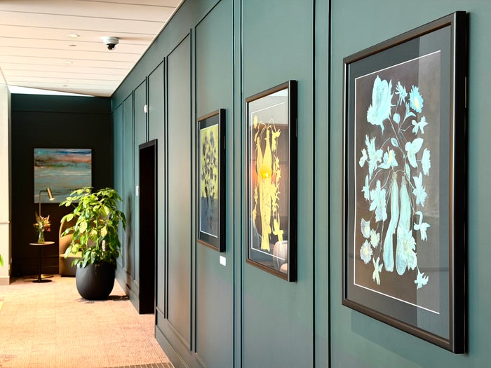 Amsterdam Amex Centurion Lounge art wall