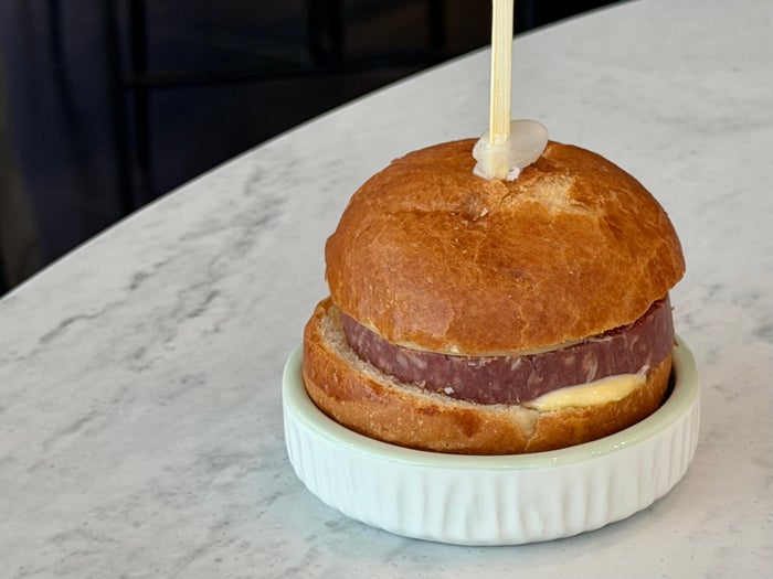Amsterdam Amex Centurion Lounge buffet Dutch slider
