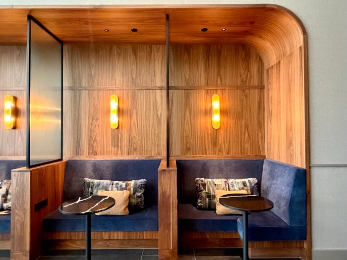 Amsterdam Amex Centurion Lounge cafe booths