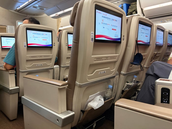 Why I’ll Never Fly China Eastern Premium Economy Again [A350-900 Review of Singapore to Madrid via Shanghai]