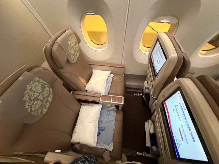 China Eastern premium economy row of 2 China Eastern premium economy row of 2