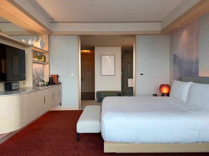 Fairmont Tokyo bedroom