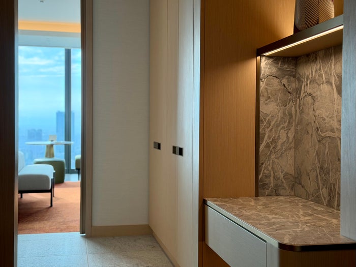 Fairmont Tokyo bedroom storage and luggage shelf