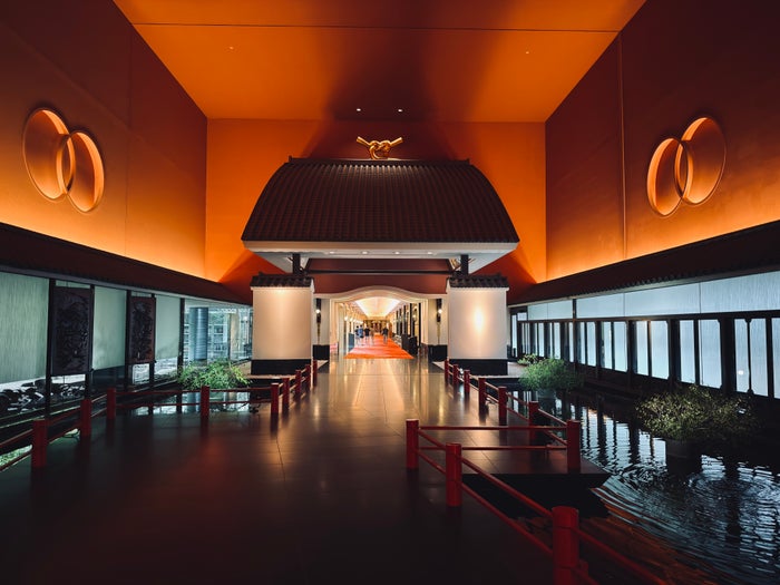 Gajoen Tokyo indoor entrance path