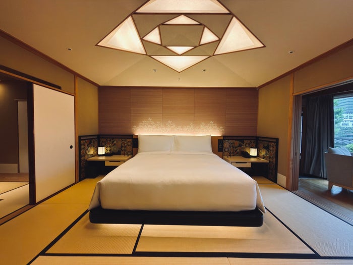 Gajoen Tokyo room bed front