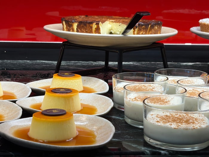 Iberia Emerald Lounge Sorolla close up desserts