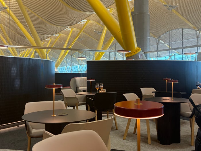 Iberia Emerald Lounge Sorolla dining section