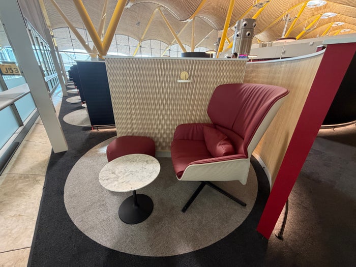 Iberia Emerald Lounge Sorolla private pod