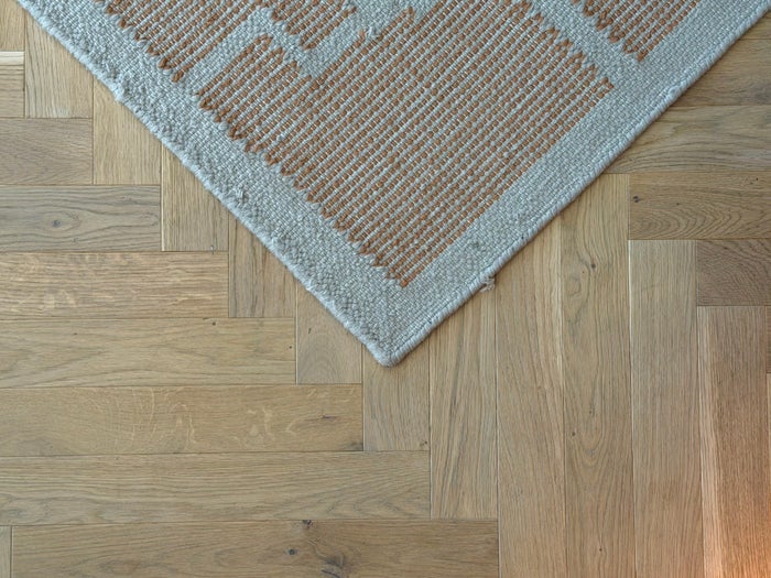 Six Senses London bedroom rug and flooring