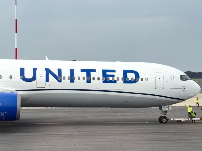 United Boeing 777 at Rome Airport FCO