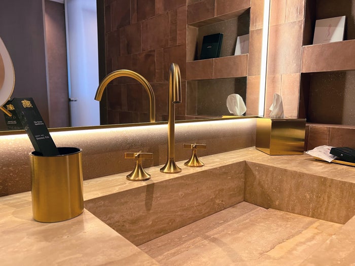 Hilton Chania Old Town guestroom sink