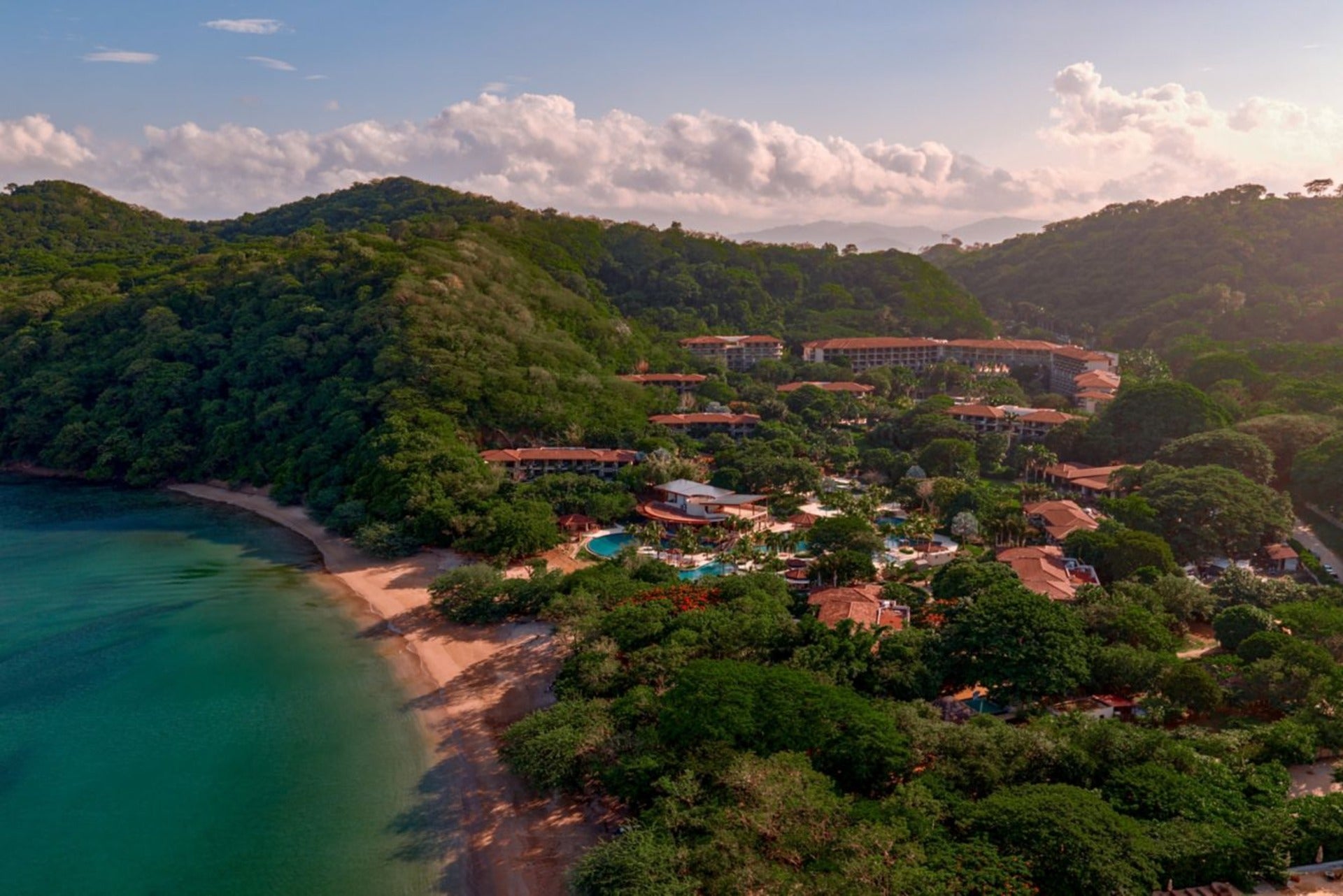 JW Marriott All-Inclusive, Ritz-Carlton Renovation & Hotel News