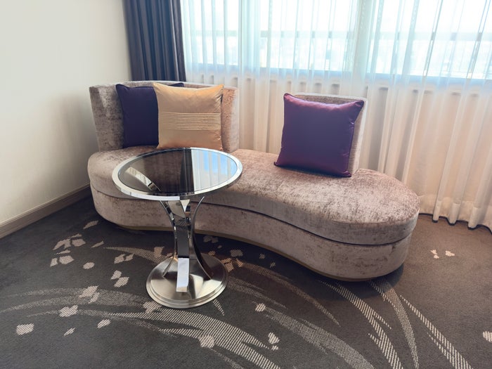 Tokyo Marriott Hotel lounging area