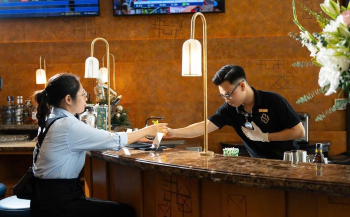 Tran Minh Quang of SH Premium Lounge Hanoi 2 at Noi Bai International Airport Tran Minh Quang of SH Premium Lounge Hanoi 2 at Noi Bai International Airport